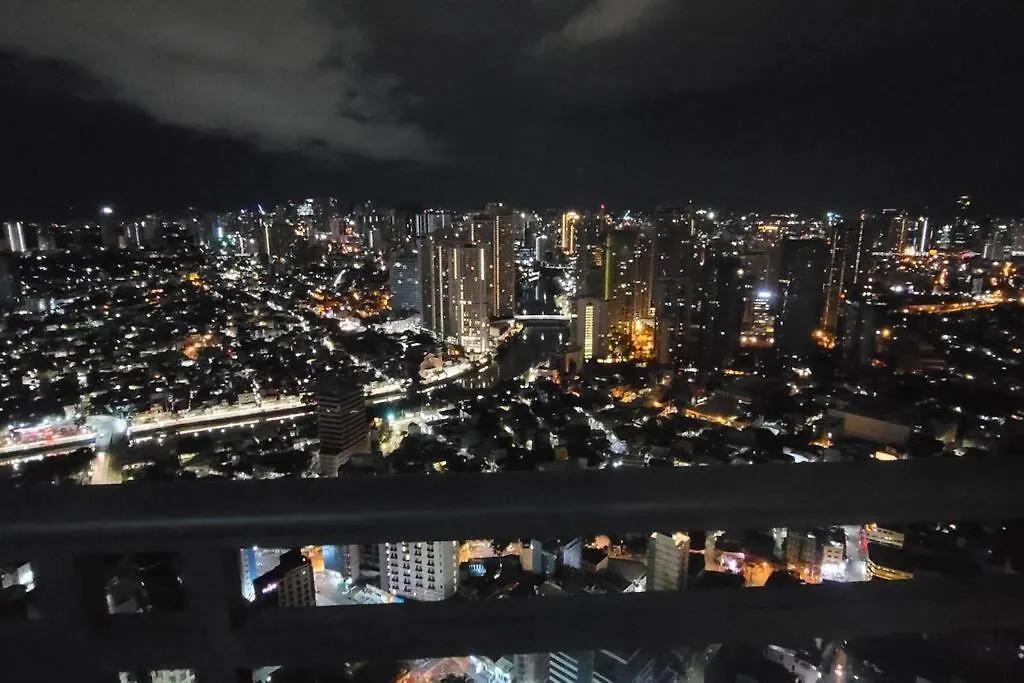 Gramercy / 55Th F / Amazing View / Wi-Fi / Peaceful Manila