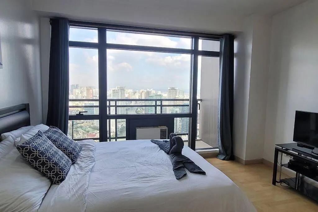 Gramercy / 55Th F / Amazing View / Wi-Fi / Peaceful Manila Apartman